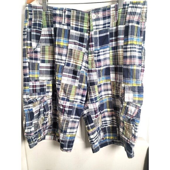 Old Navy Men's Patchwork Plaid Cargo Shorts With Multiple Pockets Size 34 - Picture 2 of 11